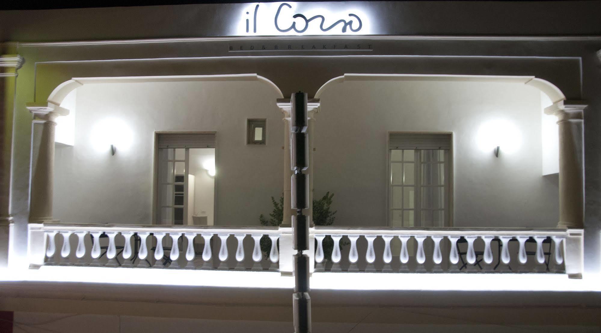 לינה וארוחת בוקר פורטו צ'זראו Il Corso מראה חיצוני תמונה
